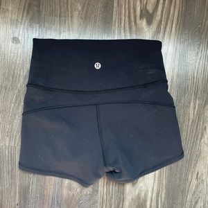Lulu lemon size 4, 4 inch shorts.
